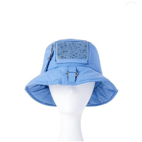 Women’s cute fashionable bejeweled‎ white Puffer Bucket Hat with zippered pocket - Picture 5 of 10